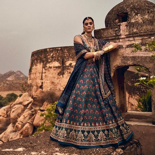 Anita Dongre | Crafts Of India - An ode to Bhuj Anita Dongre | Crafts Of India - An ode to Bhuj