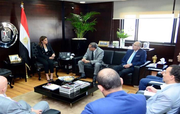 Dr Sahar Nasr with members of the Egyptian Textile Industries Council; Courtesy: MIIC