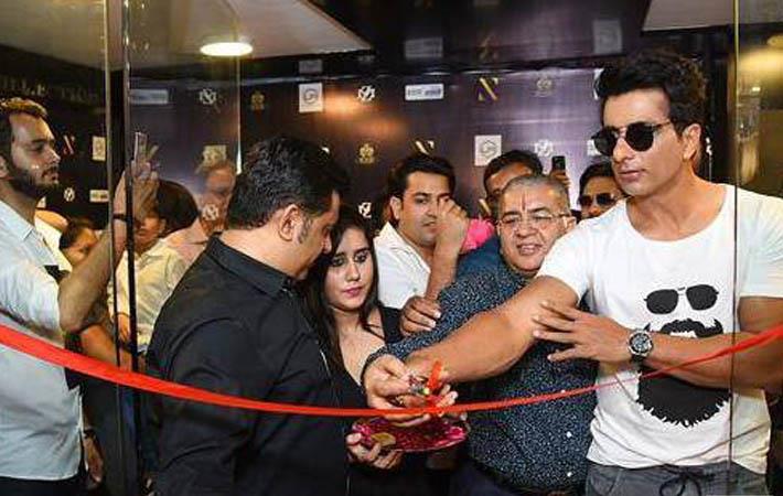 Hindi film actor Sonu Sood inaugurating the MZ store; Courtesy: Zashed Fashiontech Pvt Ltd. 