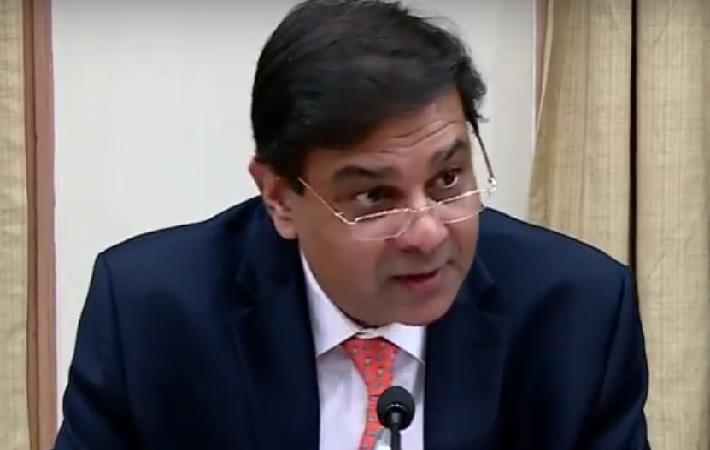 RBI governor Urjit Patel addressing a press conference post release of sixth bi-monthly statement. Courtesy: Youtube/RBI