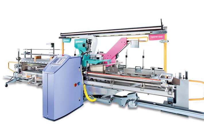 SAFIR S40 automatic drawing-in machine. Courtesy: Staubli