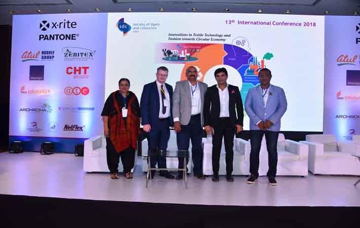 L-R: Suman Mundkur, Hon Sec, SDC EC; Graham Clayton, CEO, SDC UK; VR Sai Ganesh, Hon Chairman, SDC EC; Manish Mandhana, Jt MD, Mandhana Industries; Sachin Pulsay, Hon Chairman, Mumbai Chapter, SDC EC