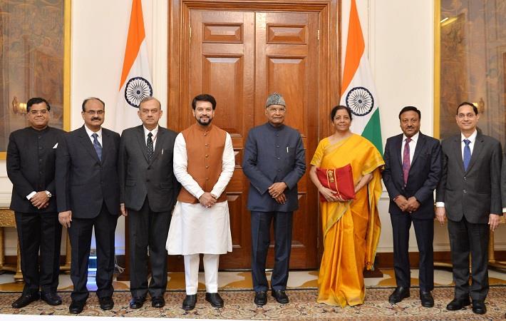 Finance minister Nirmala Sitharaman (3rd from left) and MoS Anurag Singh Thakur (4th from right) and senior officials with President Ram Nath Kovind before Budget presentation. Pic: PIB