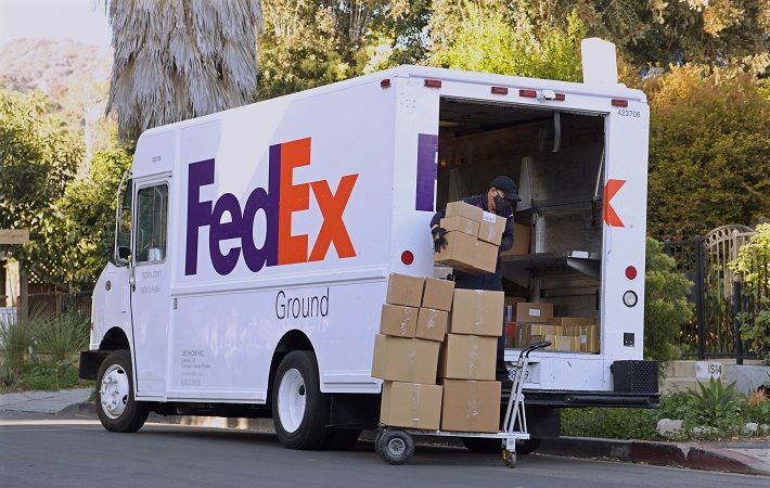 FedEx Express to invest $100 mn in Delhivery for India market -  Fibre2Fashion