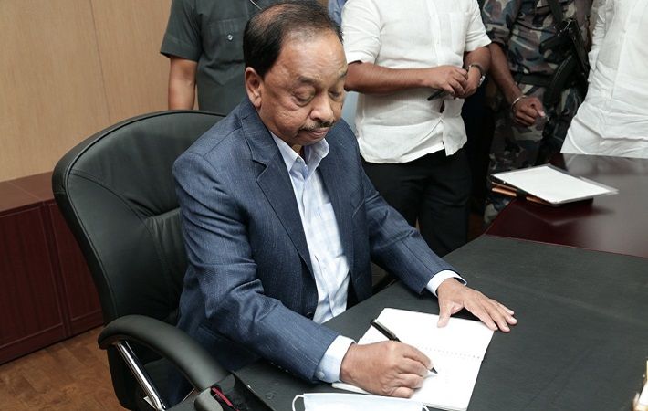 Narayan Rane taking charge as the Union minister for MSMEs; Pic: PIB