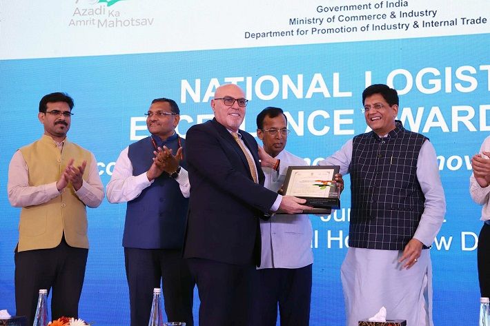 Union Minister for Commerce and Industry, Piyush Goyal gives away awards to the winners at the event 