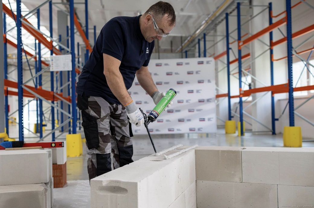  Germany's Covestro & Selena launch sustainable bricklaying adhesive